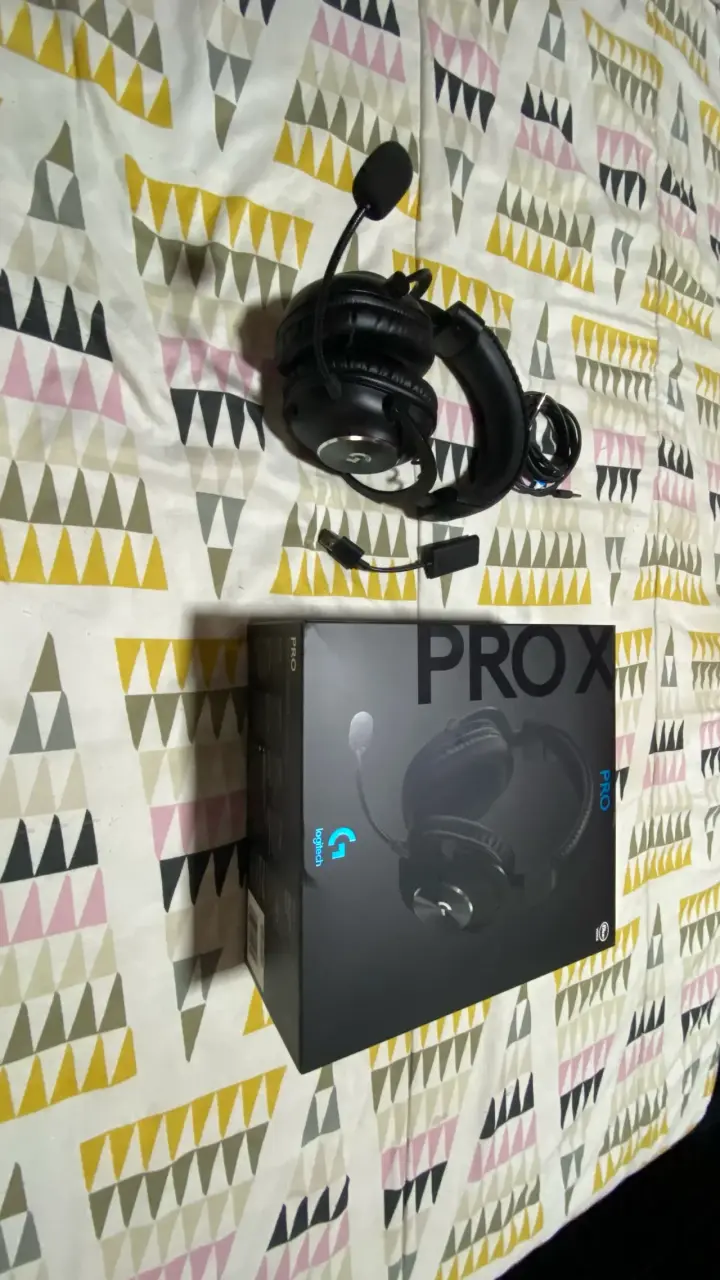 Audífonos Logitech PRO X - 3