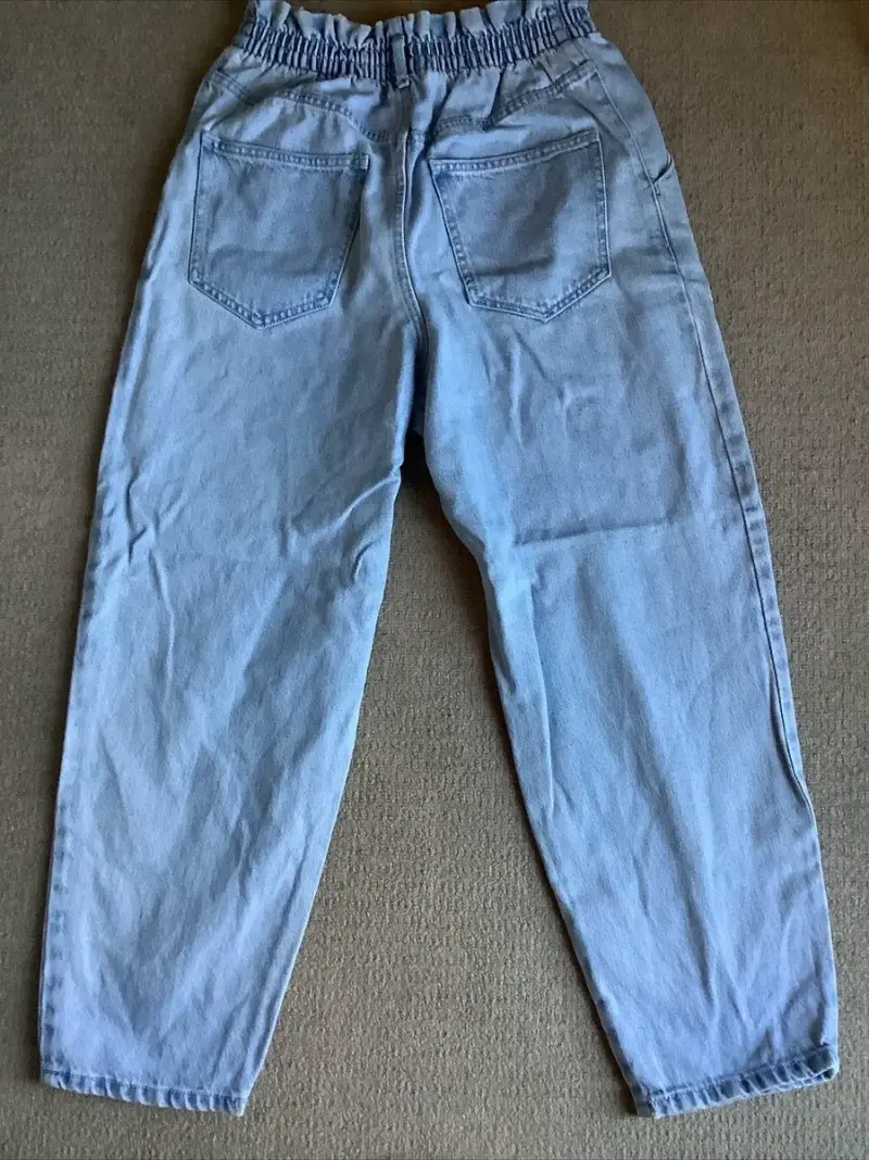 Jeans azules tiro alto Zara - 2