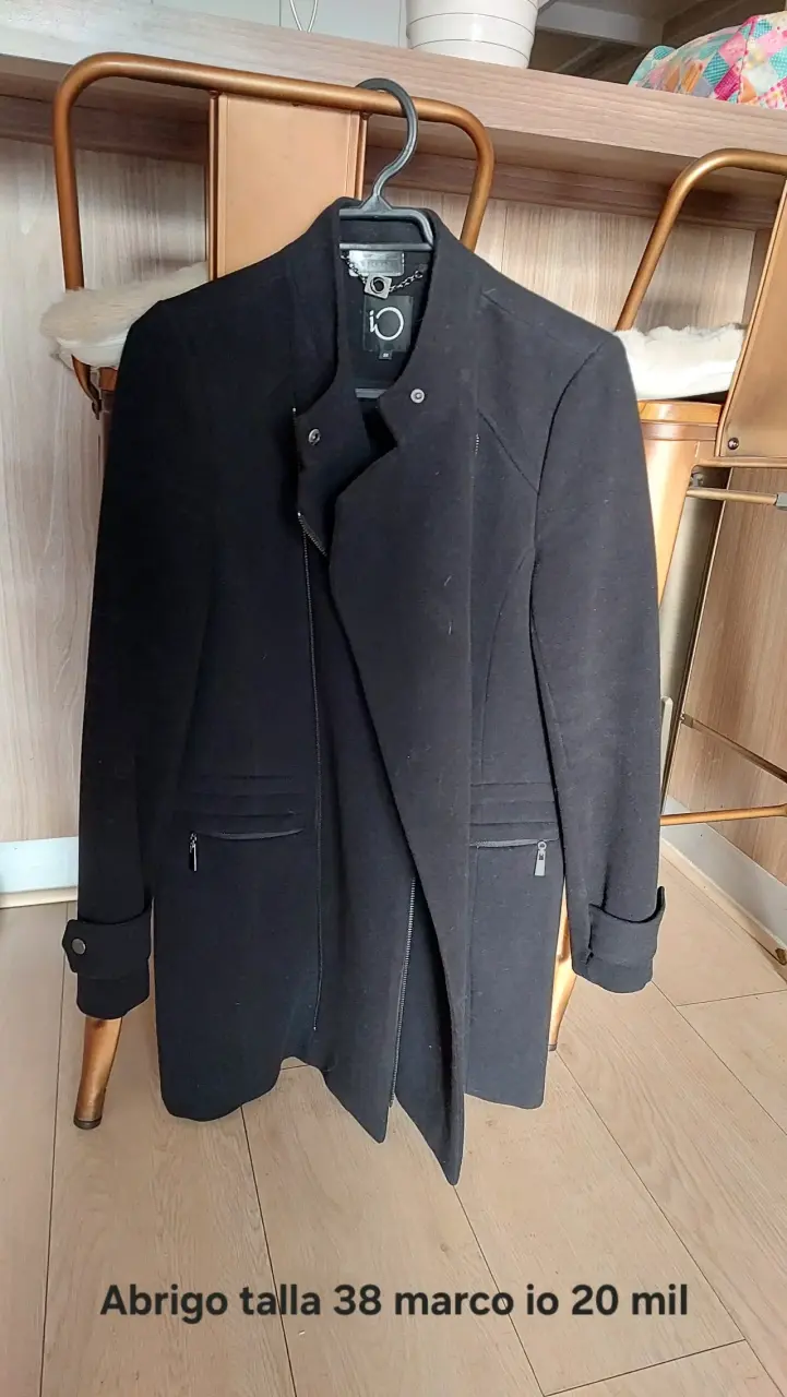 Abrigo negro talla 38 - 1
