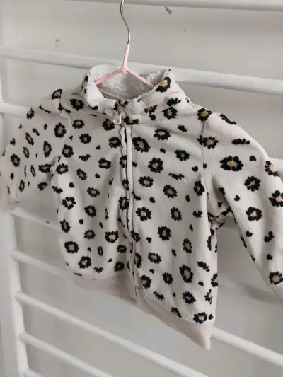Chaqueta polar infantil con flores - miniatura 2