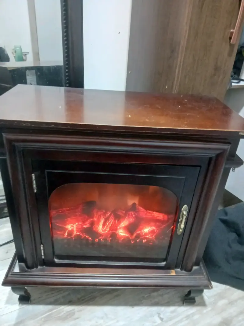 Chimenea eléctrica simulada madera - 1