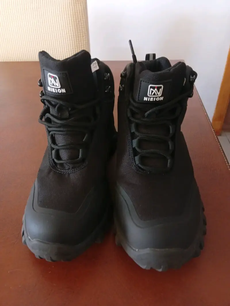 Botas outdoor negras deportivas - 4