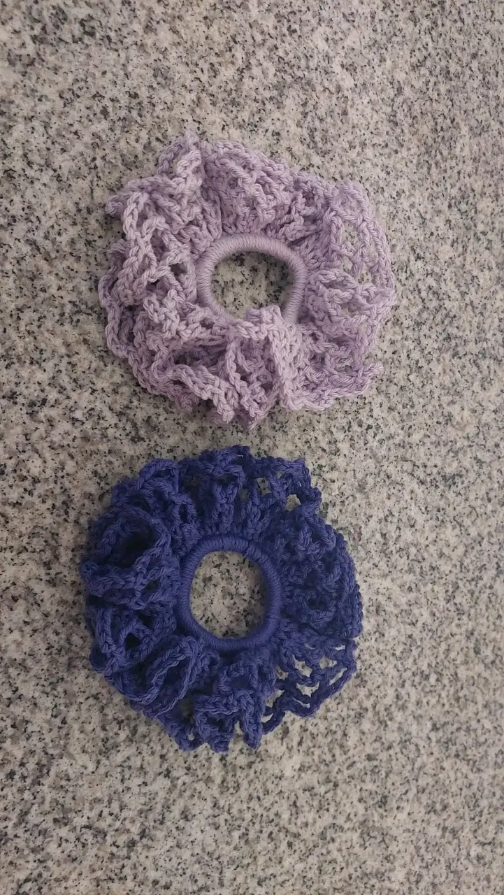 Colección de scrunchies artesanales - 4