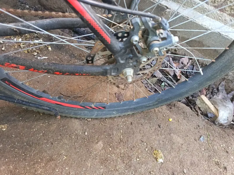 Bicicleta montaña usada negra - 4