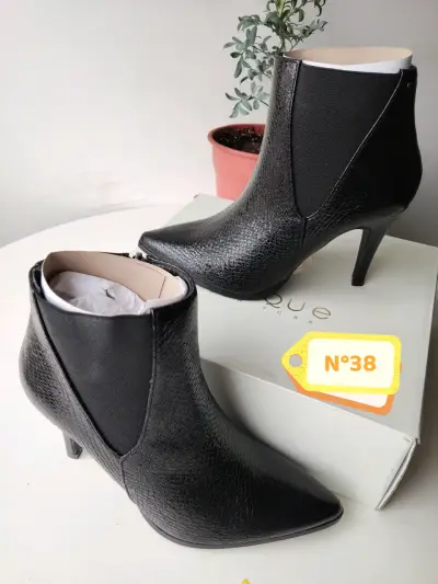 Tacones negros número 38 - miniatura 4