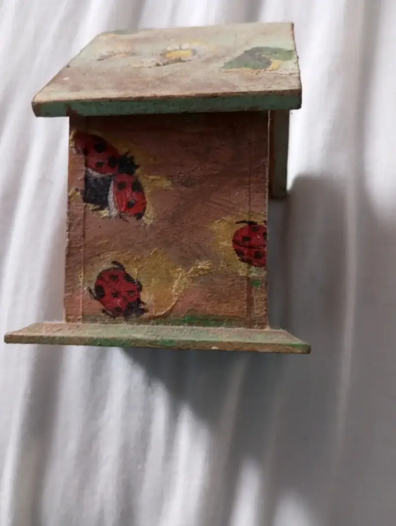 Casita decorativa para pájaros - 3