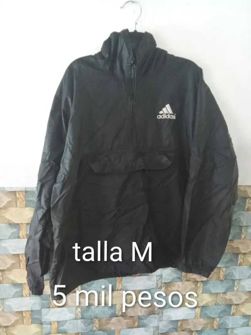Cortaviento negro Adidas talla M - 1
