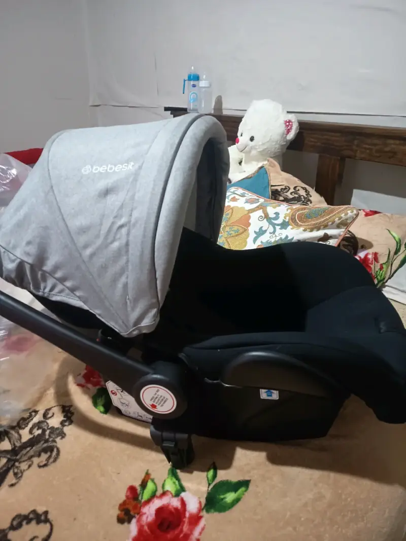 Silla de auto para bebé negra - 3