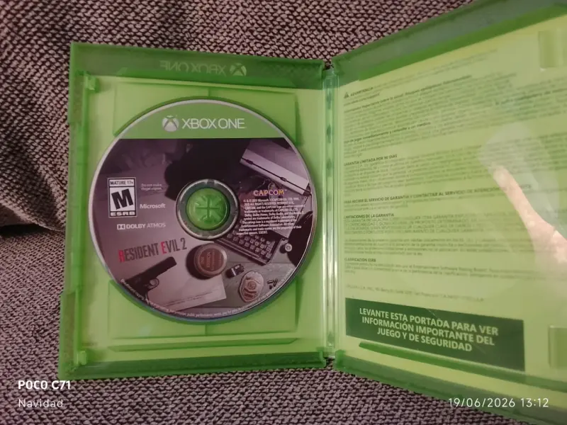 Juego Resident Evil 2 para Xbox One - 2