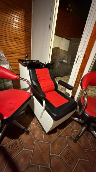 Lavapelo profesional + sillones de peluquería - miniatura 2