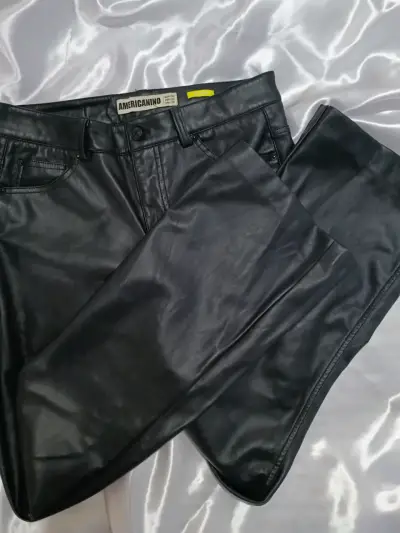 Pantalones de cuerina negros Americanino - miniatura 2