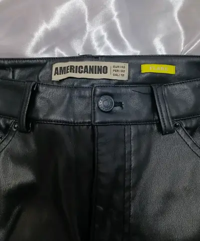 Pantalones de cuerina negros Americanino - miniatura 4