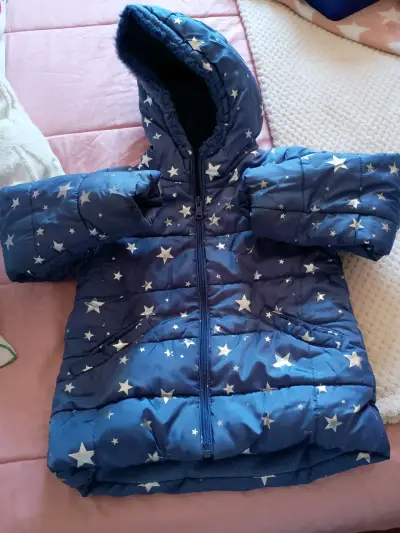 Parka infantil azul con estrellas - miniatura 1