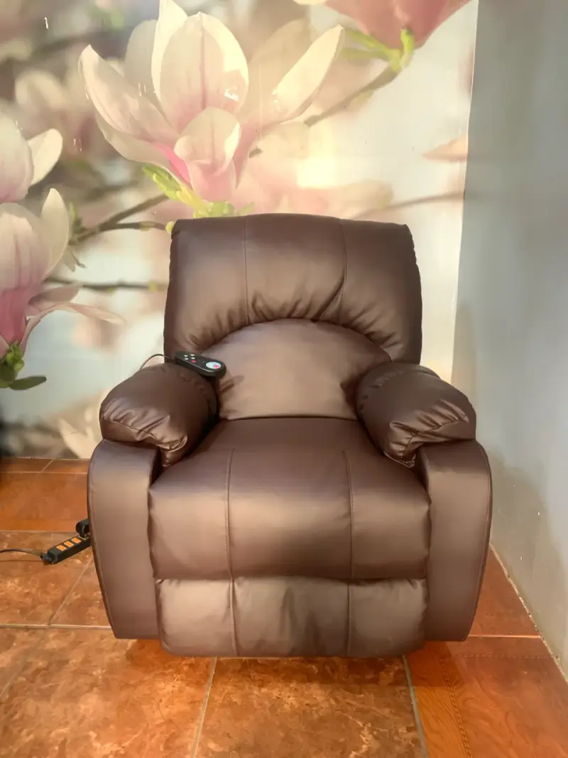 Sillón reclinable de cuero café - 1