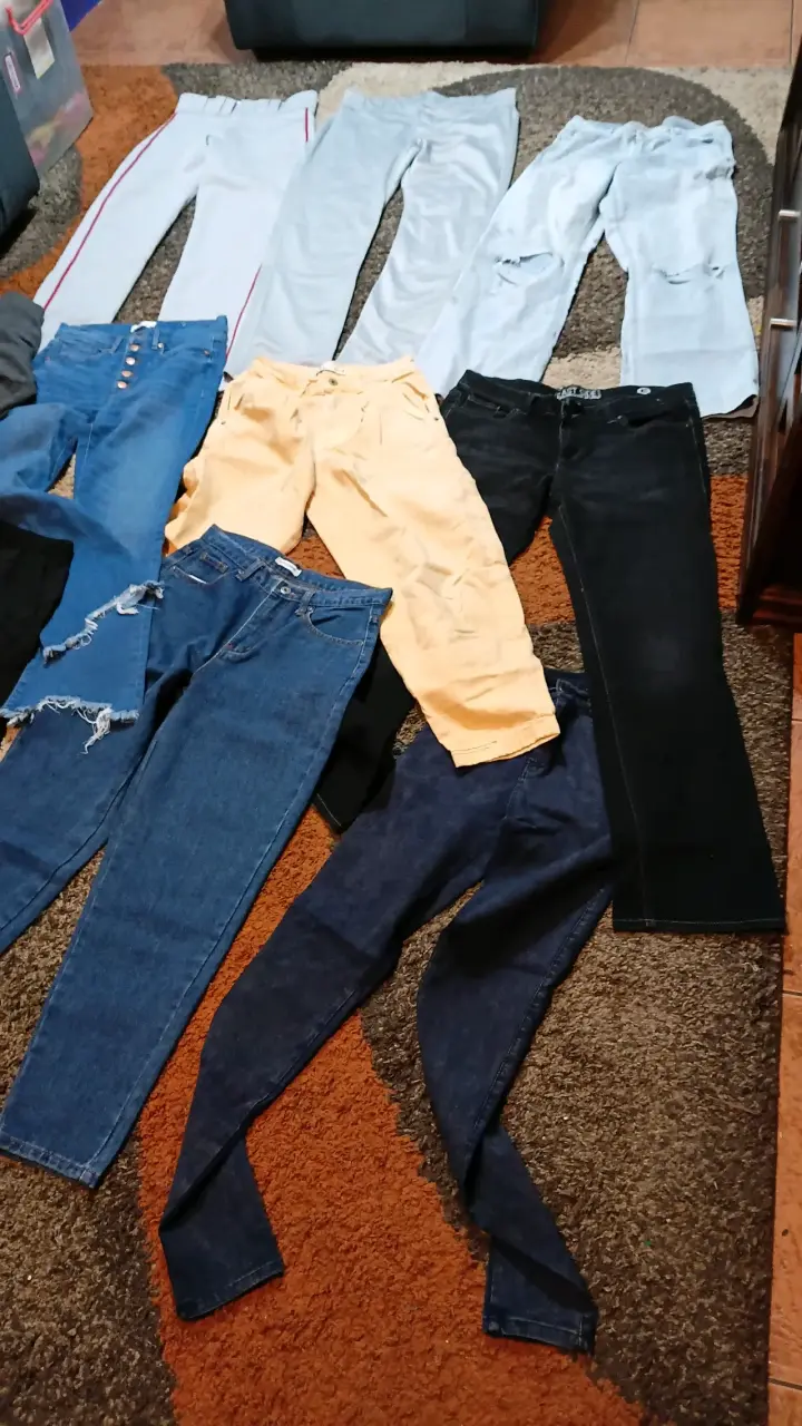 Lote de pantalones variados - 2