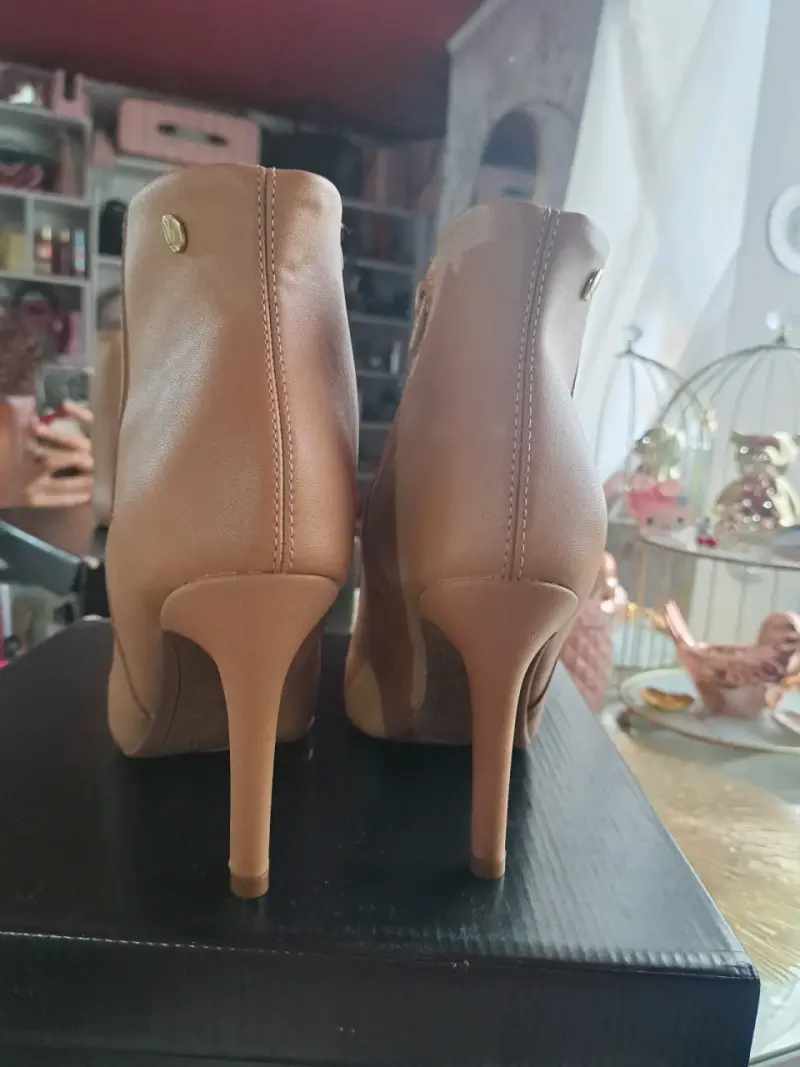 Botines Vizano camel con tacón alto talla 38 - 4