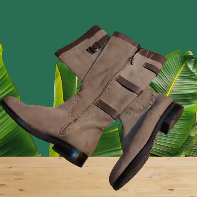 Botas de cuero con hebillas - 6
