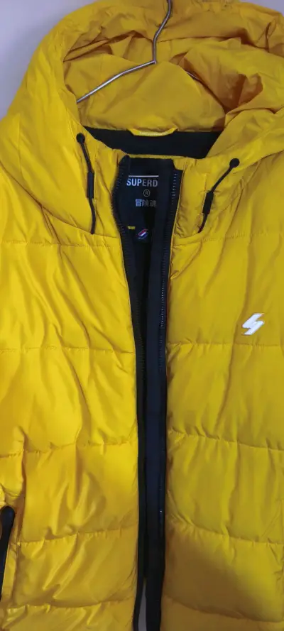 Chaqueta amarilla acolchada. SUPERDRY - miniatura 1