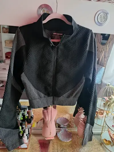 Chaqueta deportiva negra M/L - miniatura 3