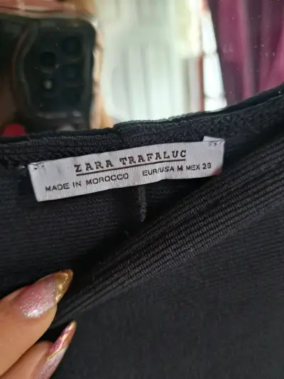 Vestido Zara negro elegante talla M - miniatura 2