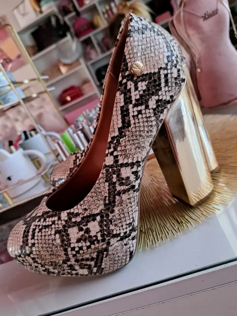 Zapatos Vizano taco alto animal print talla 38