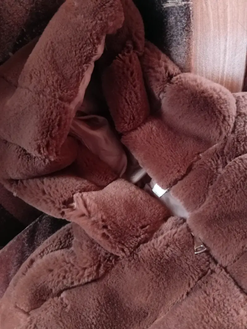 Chaqueta de peluche café - 2