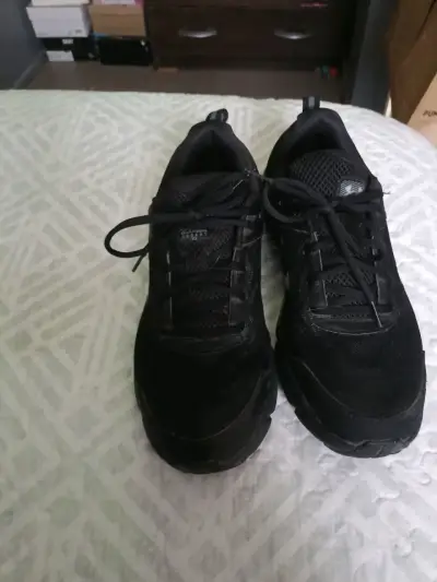 Zapatillas negras deportivas - miniatura 2