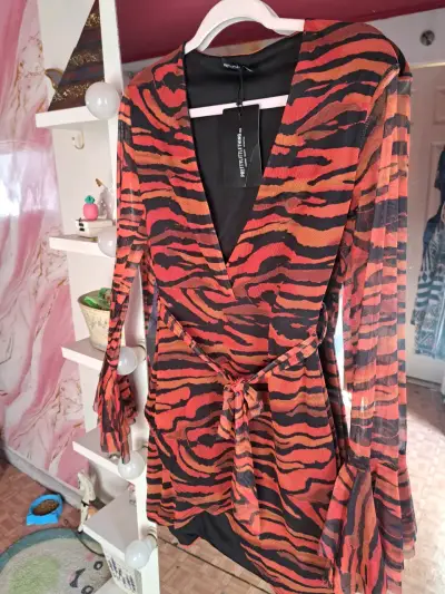 Vestido corto animal print talla M - miniatura 2