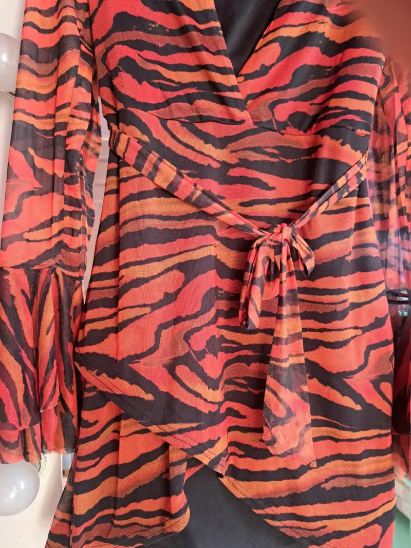 Vestido corto animal print talla M - 3