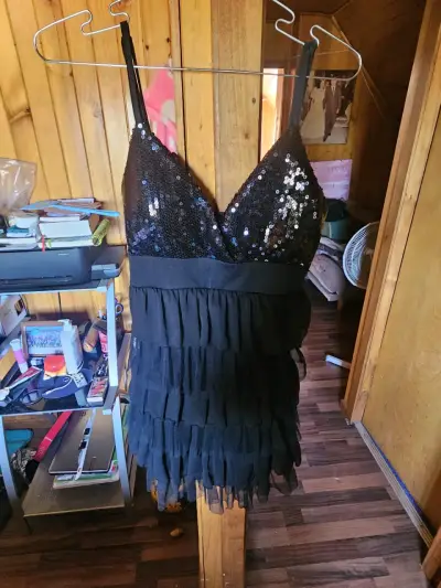 Vendo vestidos de fiesta talla m - miniatura 4