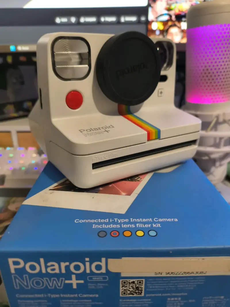 Camara polaroid now+ - 1