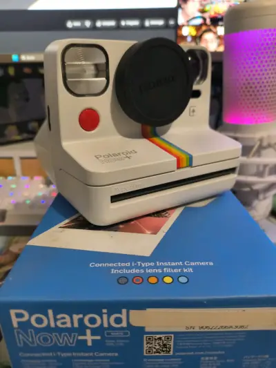 Camara polaroid now+ - miniatura 1
