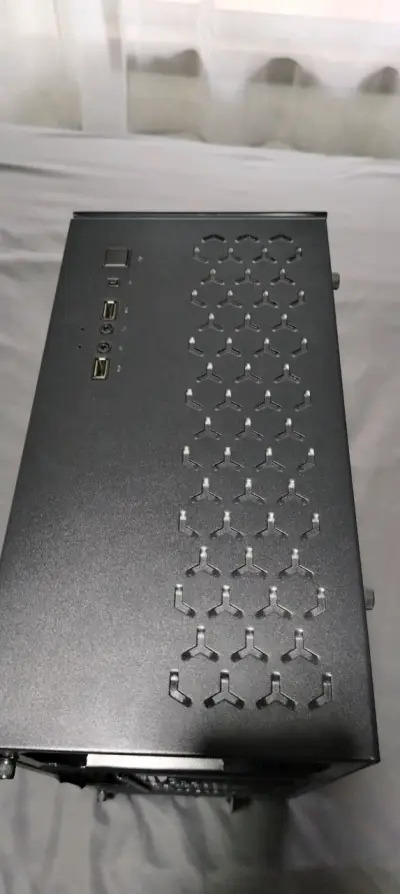 Gabinete de pc - miniatura 5