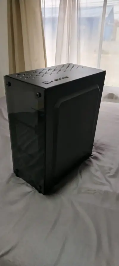 Gabinete de pc - miniatura 2
