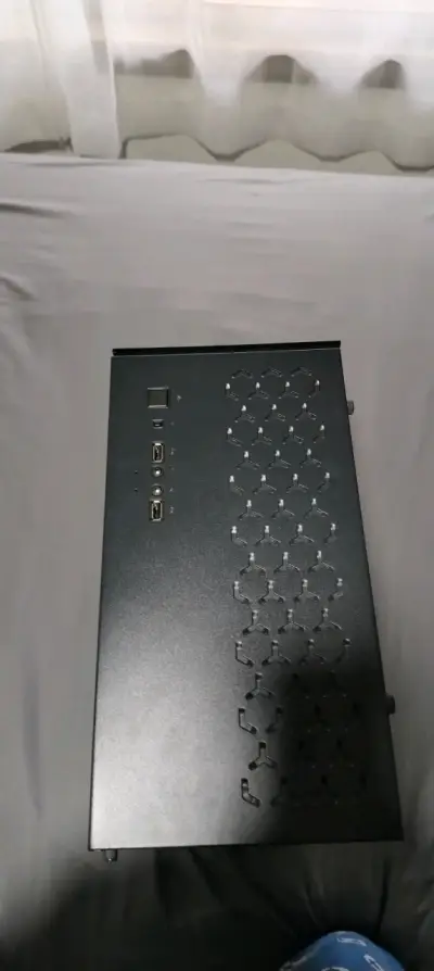 Gabinete de pc - miniatura 4