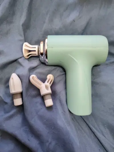 Pistola de masajes - miniatura 1