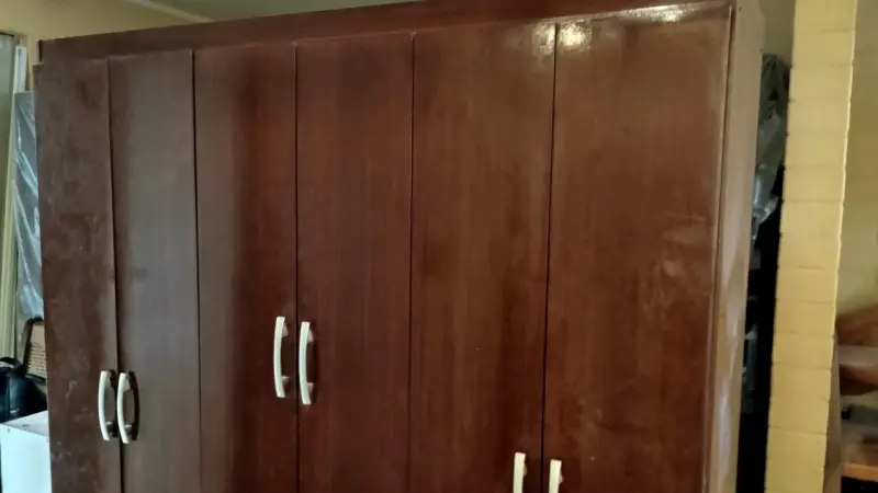 Closet - 1