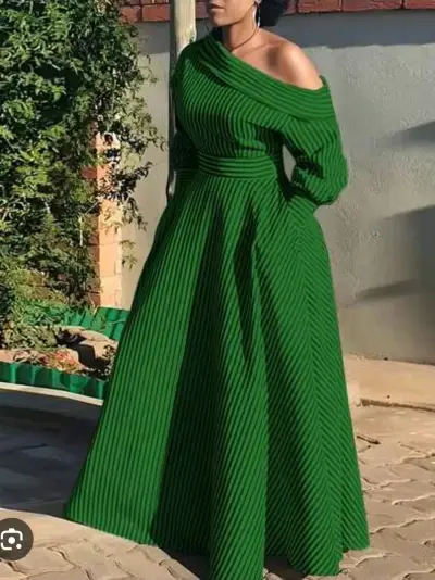 Vestido de rayas para fiesta con bolsillos verde - miniatura 1