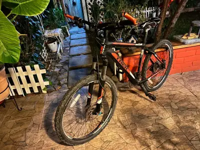 Bicicleta TREK - miniatura 2