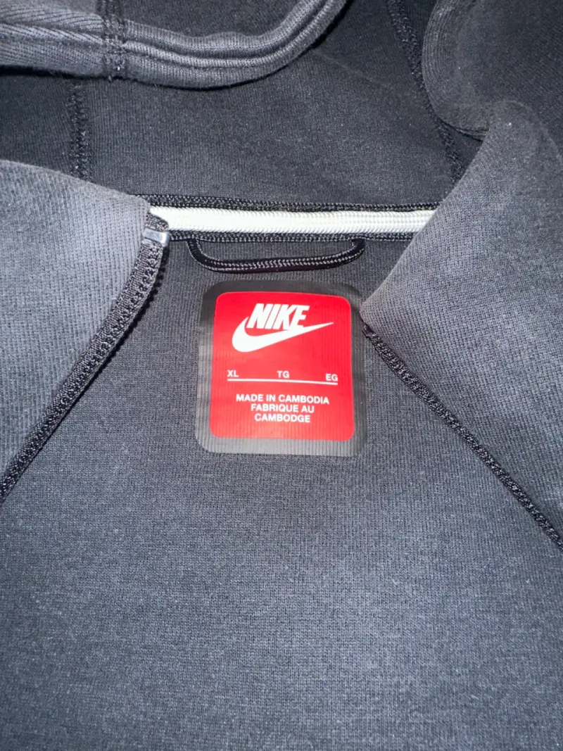 nike tech original - 2