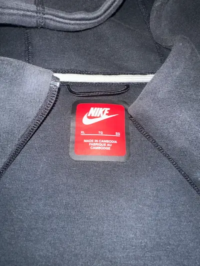 nike tech original - miniatura 2