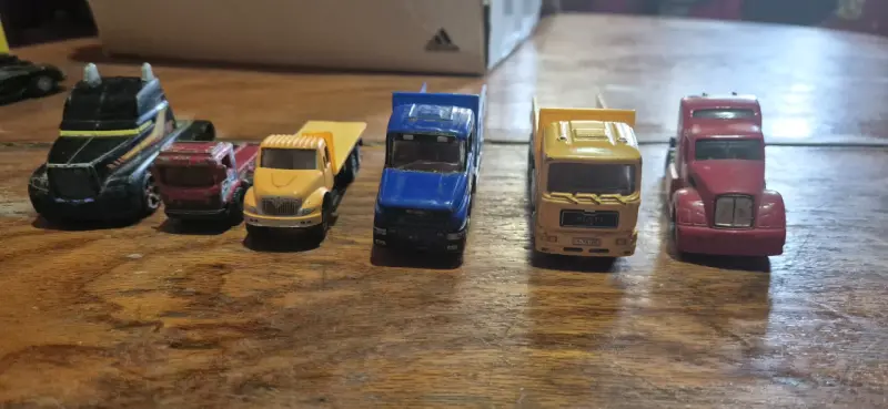 Lote camiones de coleccion escala 1/64