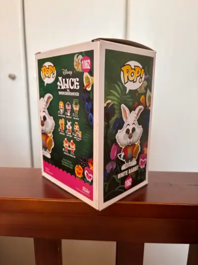 Funko pop Conejo blanco 1062 - miniatura 3