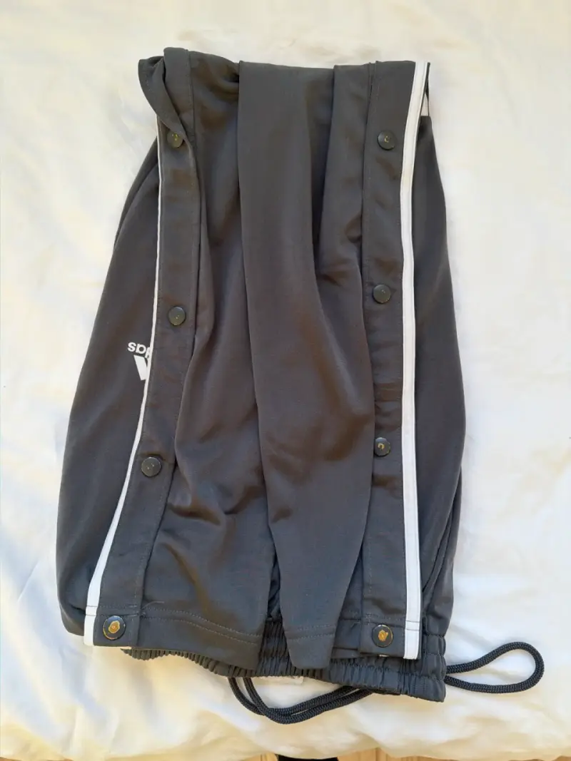 Pantalón Adidas gris oscuro a - 2