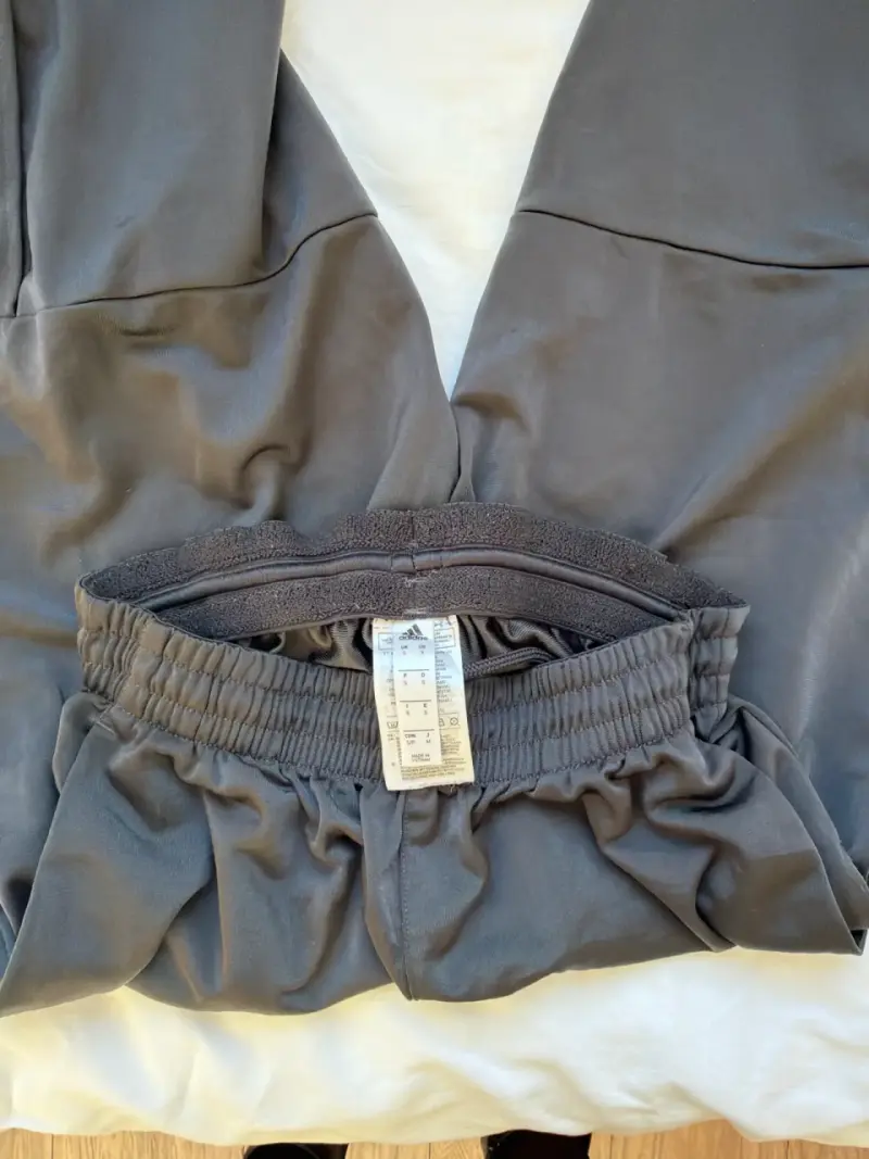 Pantalón Adidas gris oscuro a - 3