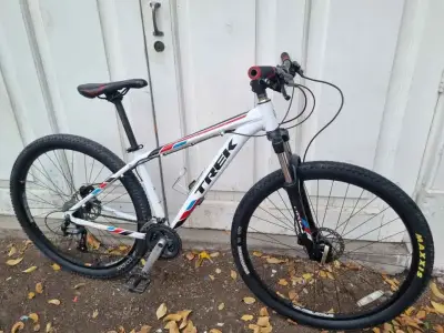 Trek Marlin 6 Aro 29 Talla M - miniatura 4