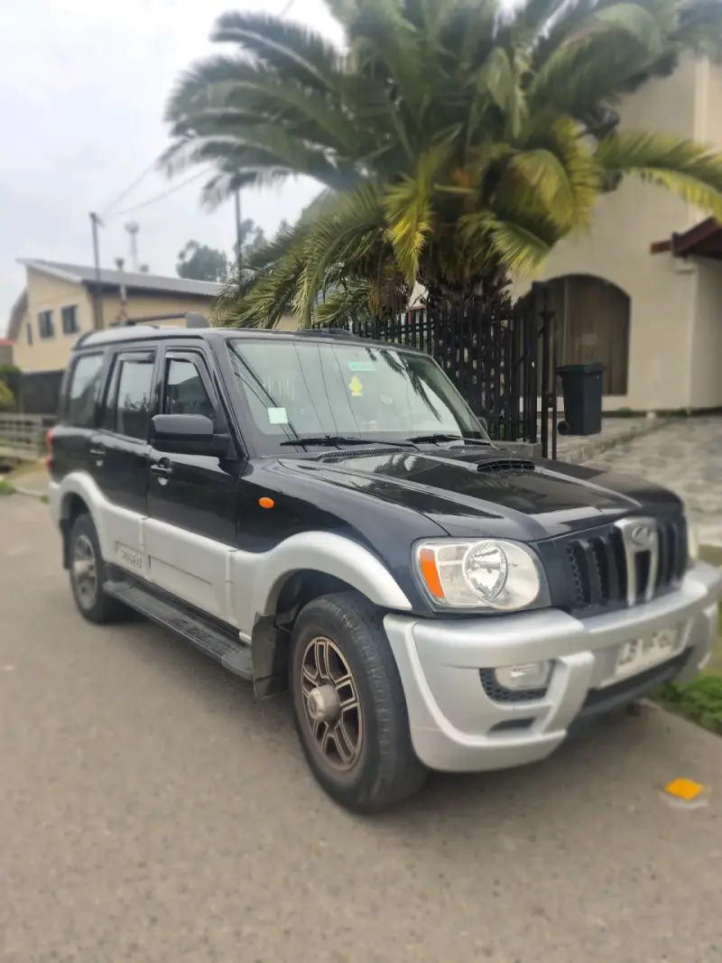 Mahindra Scorpio 2.2 diésel 4x2 - 1