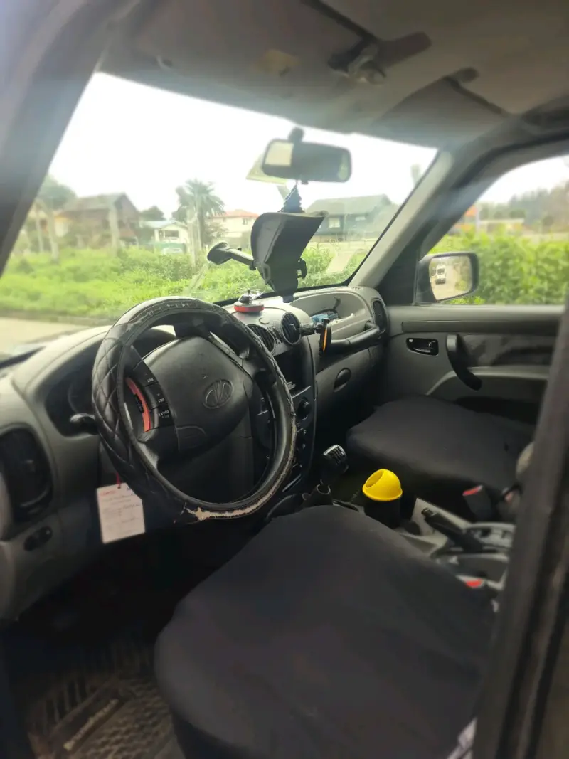 Mahindra Scorpio 2.2 diésel 4x2 - 4