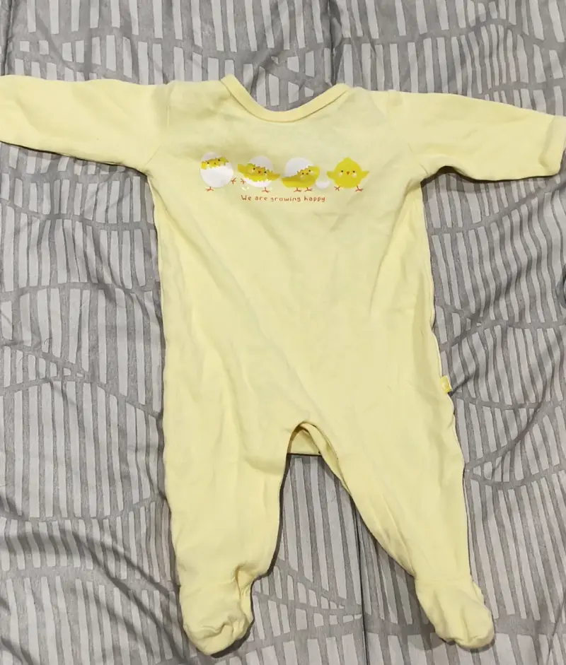 Vendo ropa de bebe de recién nacido - 1