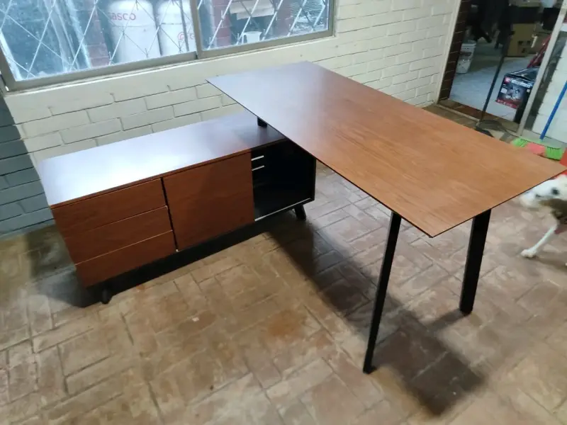 Escritorio - 4